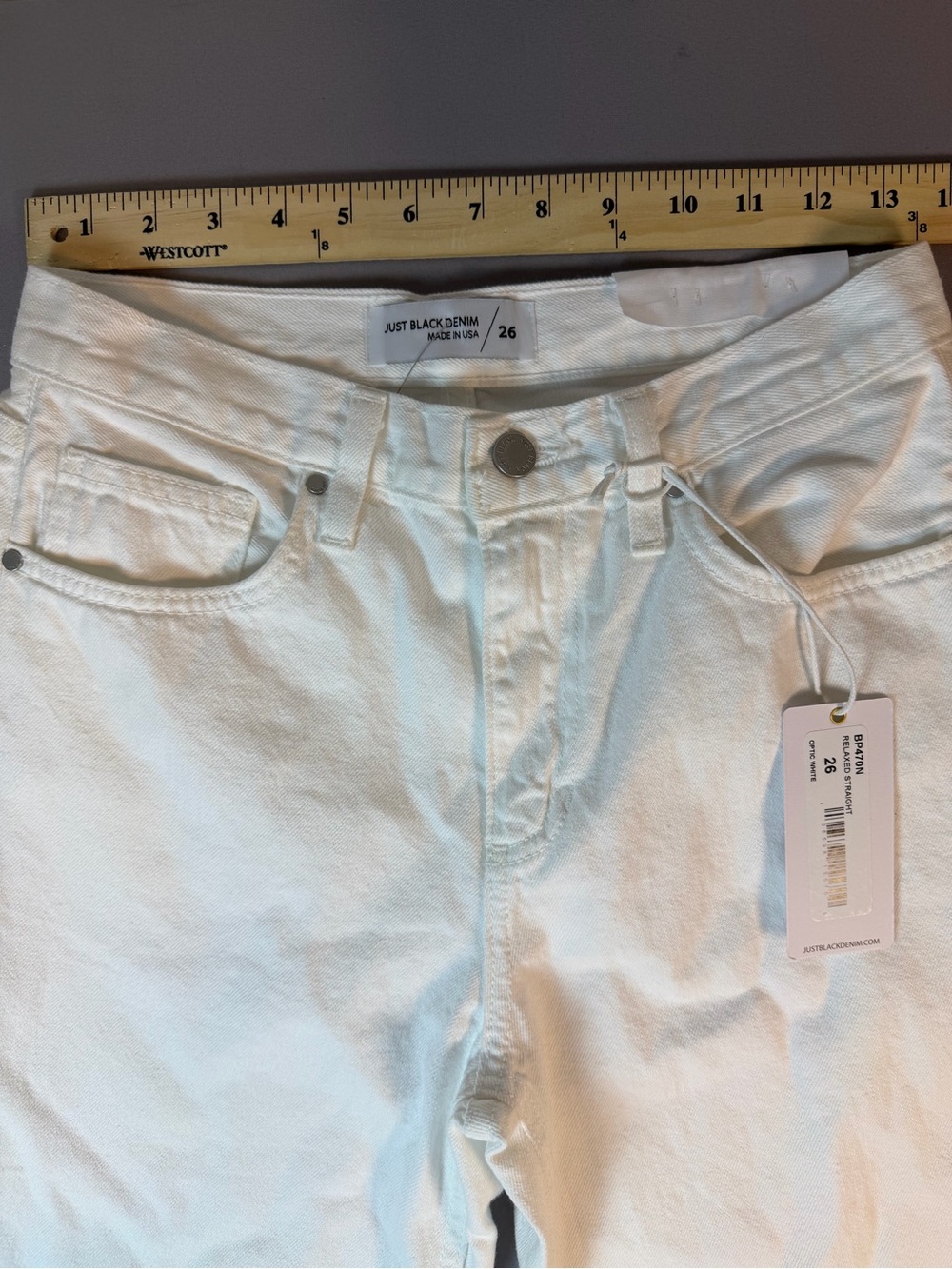 Just Black Denim Size 26 Optic White Relaxed Straight Jeans New With Tags - Picture 8 of 13